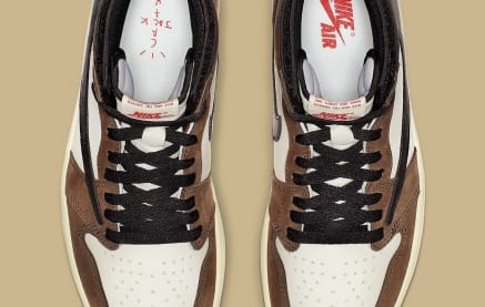 De Offici le Releasedatum En Foto s Van De Travis Sneaker Squad