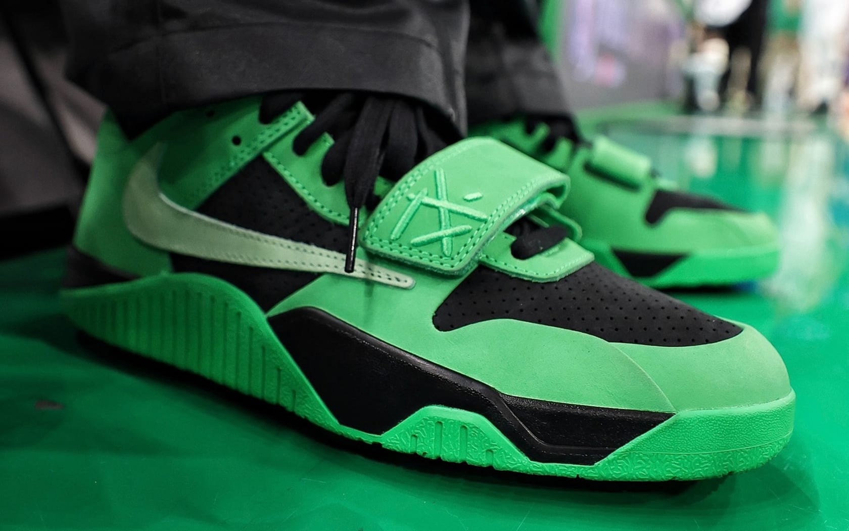 Travis Scott x Air Jordan Jumpman Jack Green Spark