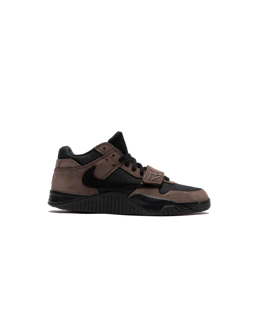 Travis Scott x Air Jordan Jumpman Jack TR Dark Mocha Foto Blog 1