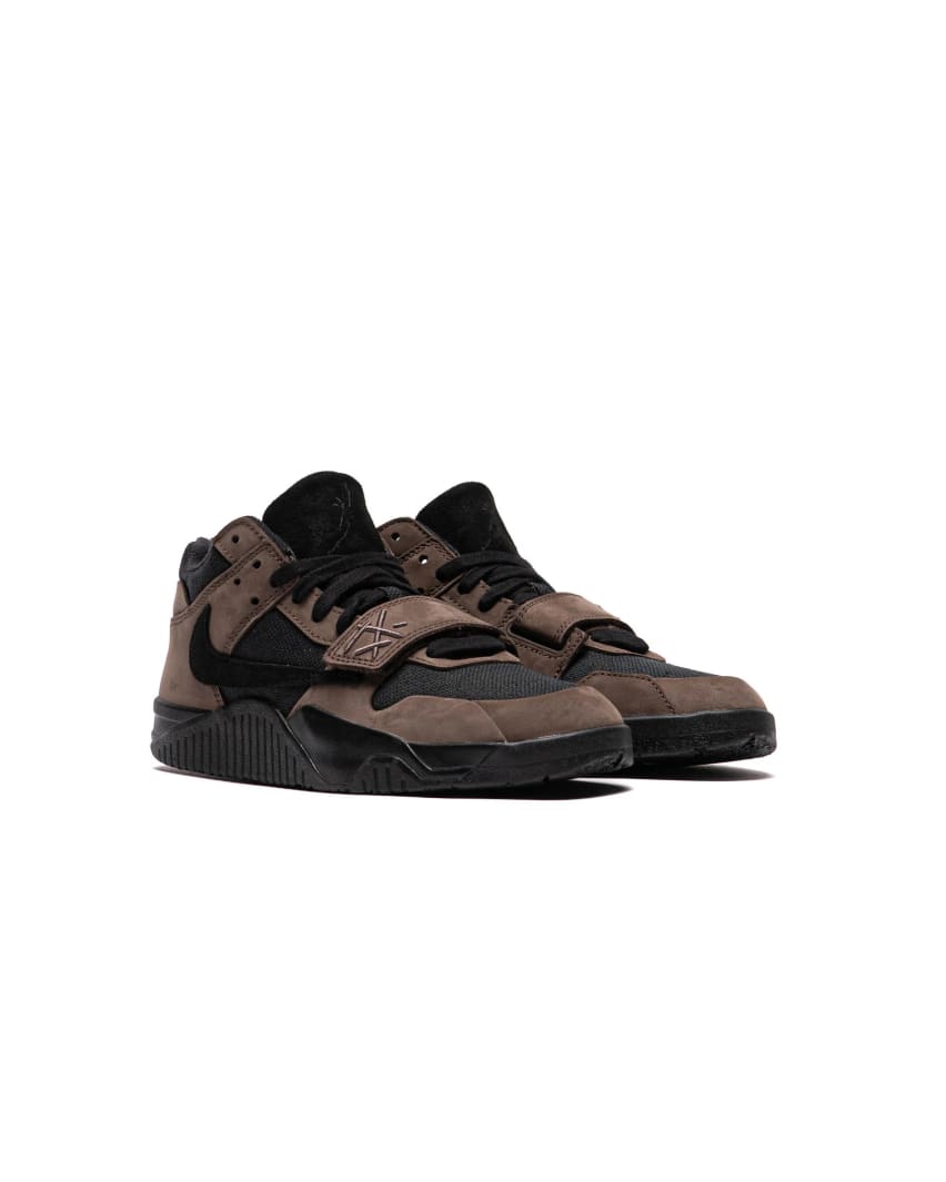 Travis Scott x Air Jordan Jumpman Jack TR Dark Mocha Foto Blog 2