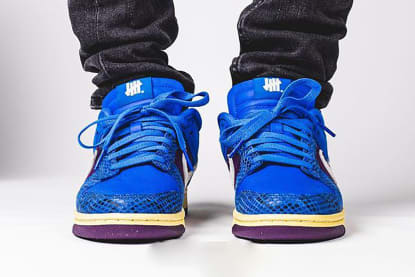 UNDEFEATED x Nike Dunk Low Dunk vs AF 1 Foto 3