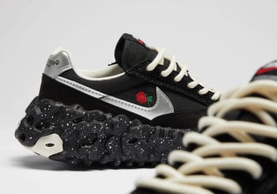 Vrijdag dropt de UNDERCOVER x Nike Overbreak in twee colorways