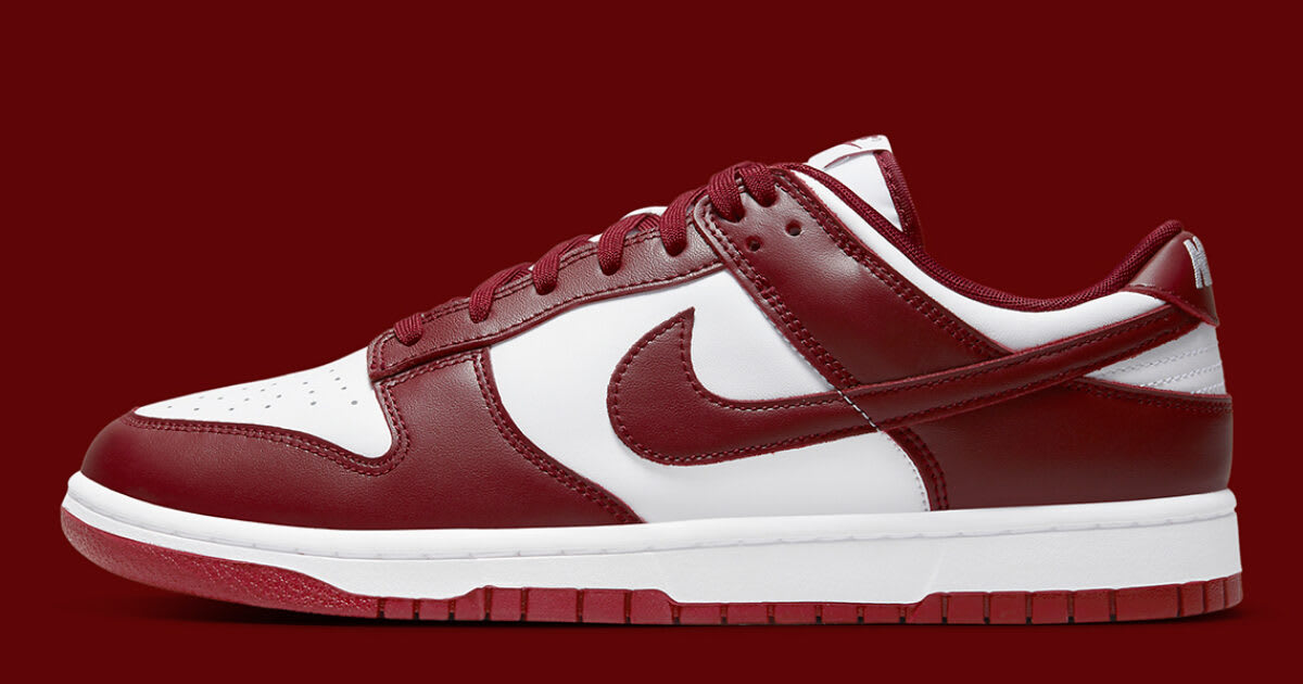 dunk low team red release date