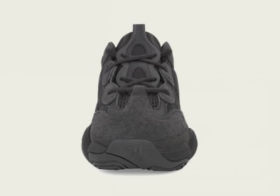 De Adidas Yeezy 500 "Utility Black" krijgt op 30 November een restock