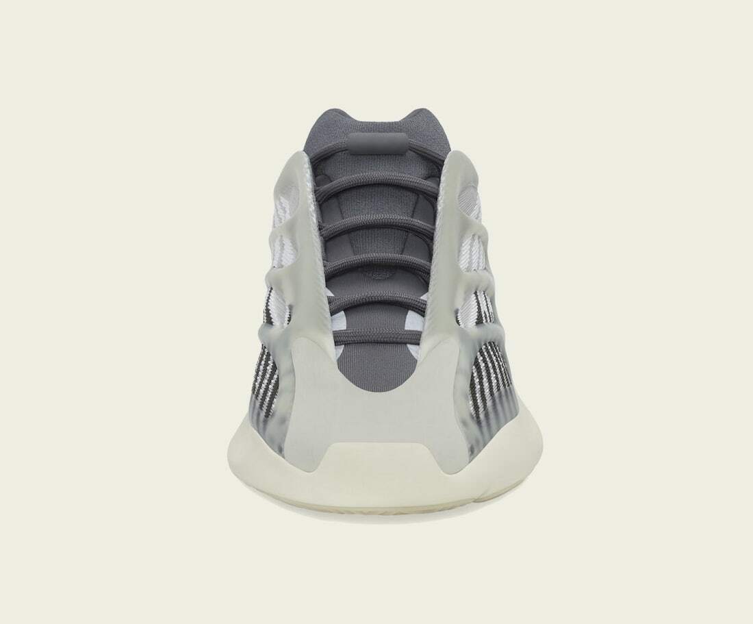Adidas Yeezy 700 V3 Fade Salt Foto 3