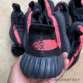 Adidas Yeezy Boost 350 V2 Red Stripe Foto 3