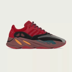 Adidas Yeezy Boost 700 Hi Res Red Foto 3