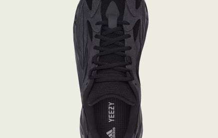 Adidas yeezy boost 700 top v2 zwart