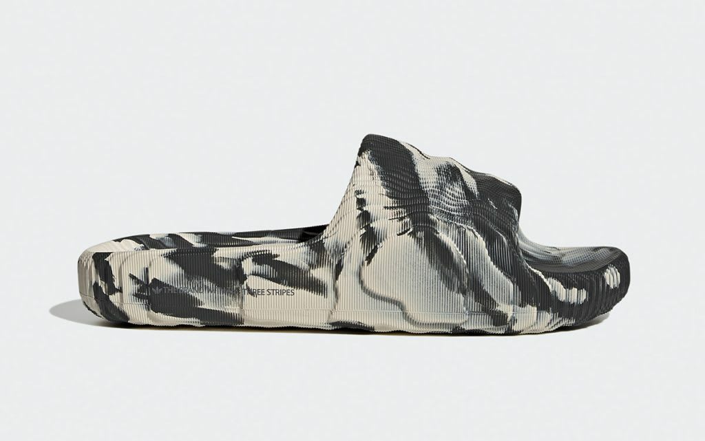 Adidas adilette 22 camo