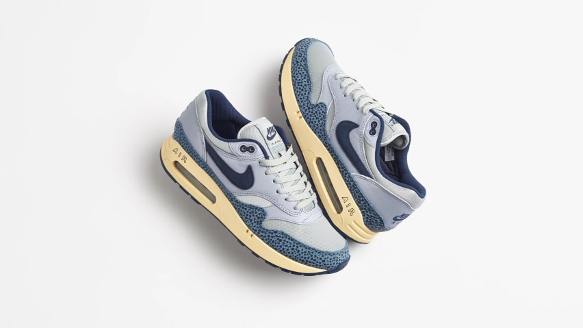 Am1 big bubble blue safari front