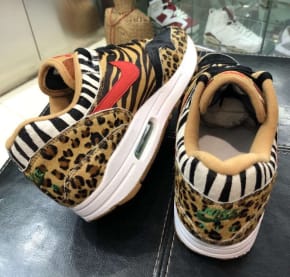 Nieuwe Beelden Van De Atmos x Nike Air Max 1 Animal Pack