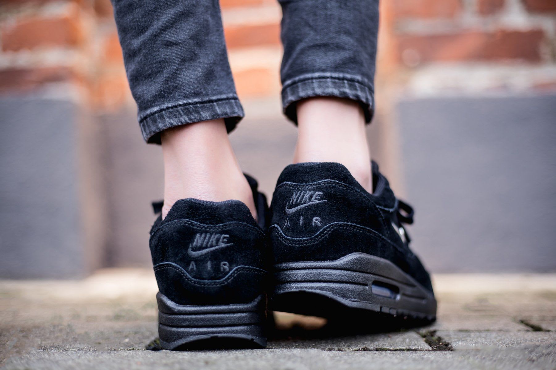 Nike Air Max 1 Premium SC Jewel "Triple Black"