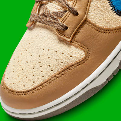 Size x Nike Dunk Low Dark Driftwood Foto 10