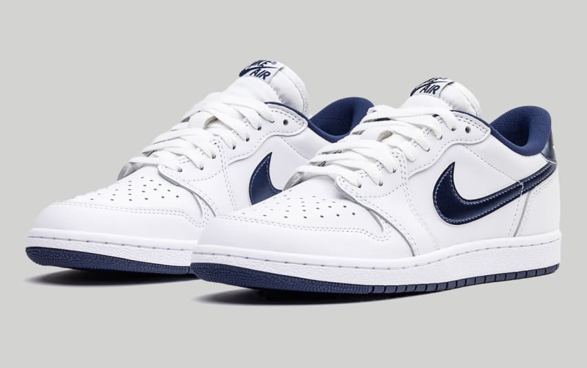 Air Jordan 1 Low 85 Metallic Navy Foto 1