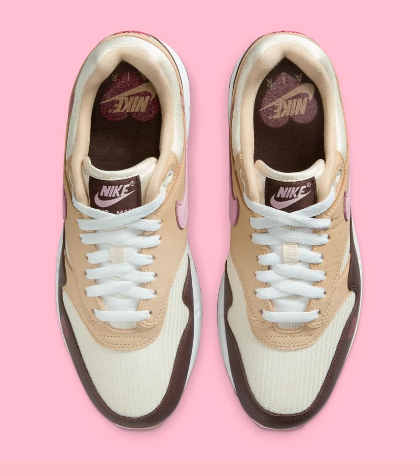 Nike Air Max 1 Valentines Day Foto 4