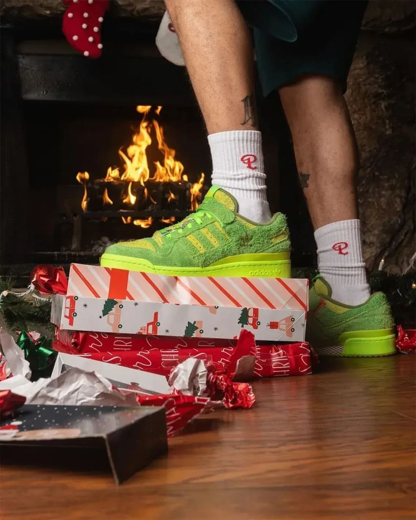 The Grinch x Adidas Forum Low Foto 9