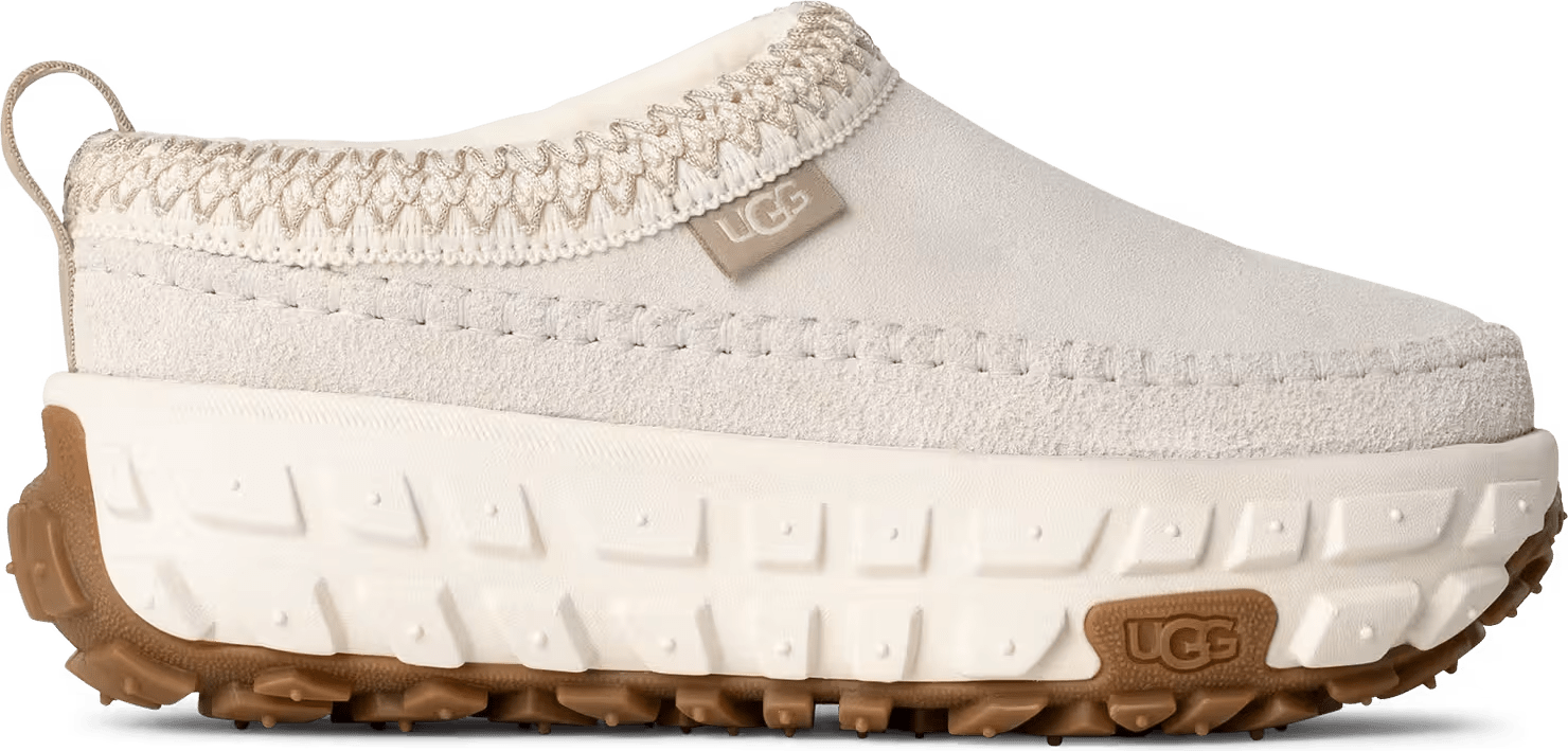 UGG® Venture Daze