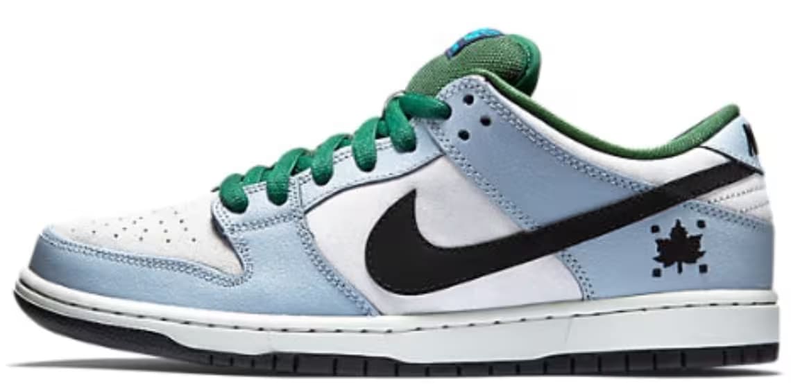 Nike SB Dunk Low Maple Leaf Central Park