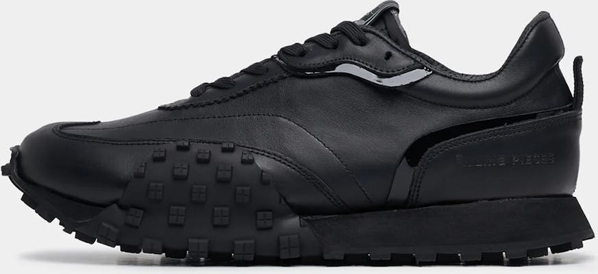 Filling Pieces Crease Runner Black