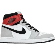 Air Jordan 1 Retro High OG "Light Smoke Grey"