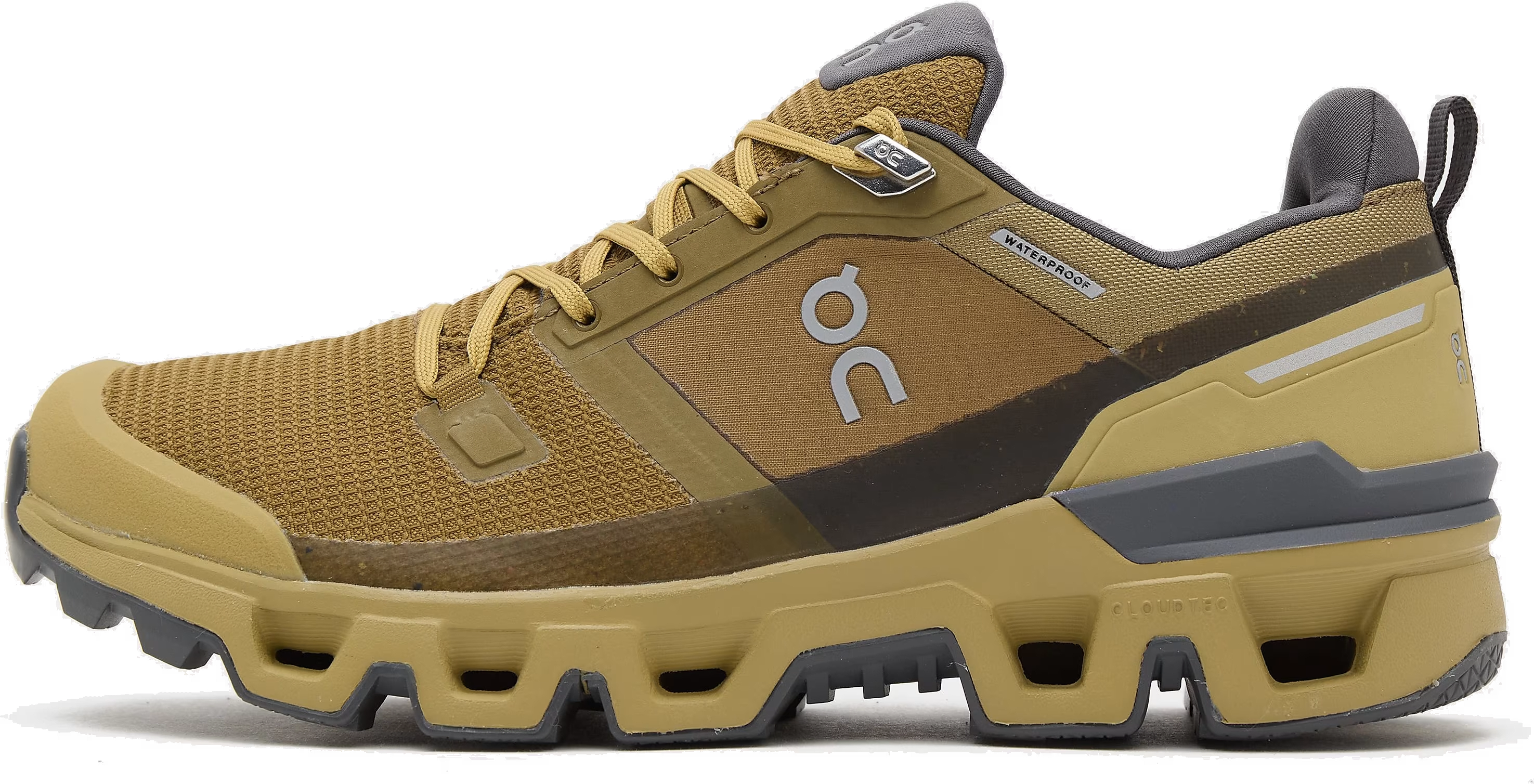 On Running Cloudwander Waterproof