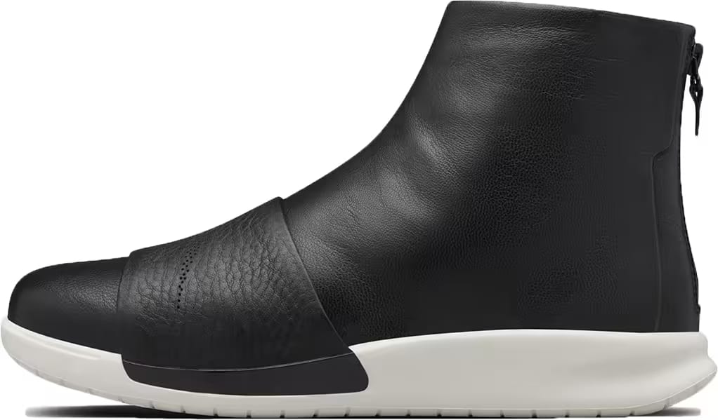 Nike Benassi Lux Boot Black Ivory (Women's)