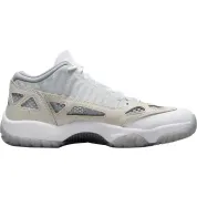 Air Jordan 11 Low IE "Light Orewood Brown"