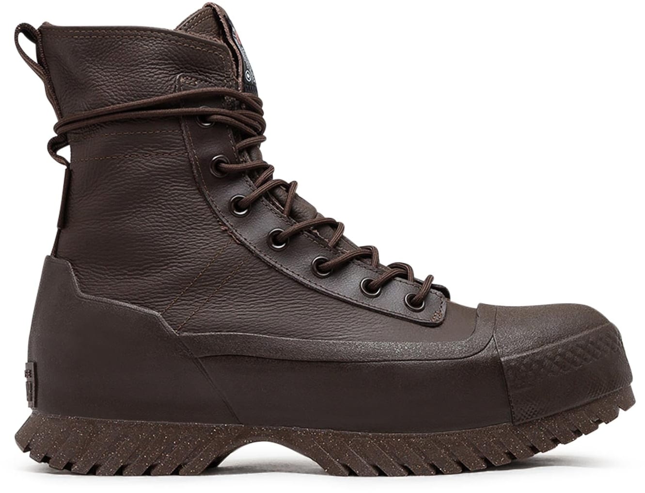 Converse Chuck Taylor All Star Lugged 2.0 XHi Waterproof Leather Platform