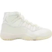 Air Jordan 11 Retro Wmns "Pearl Grey"