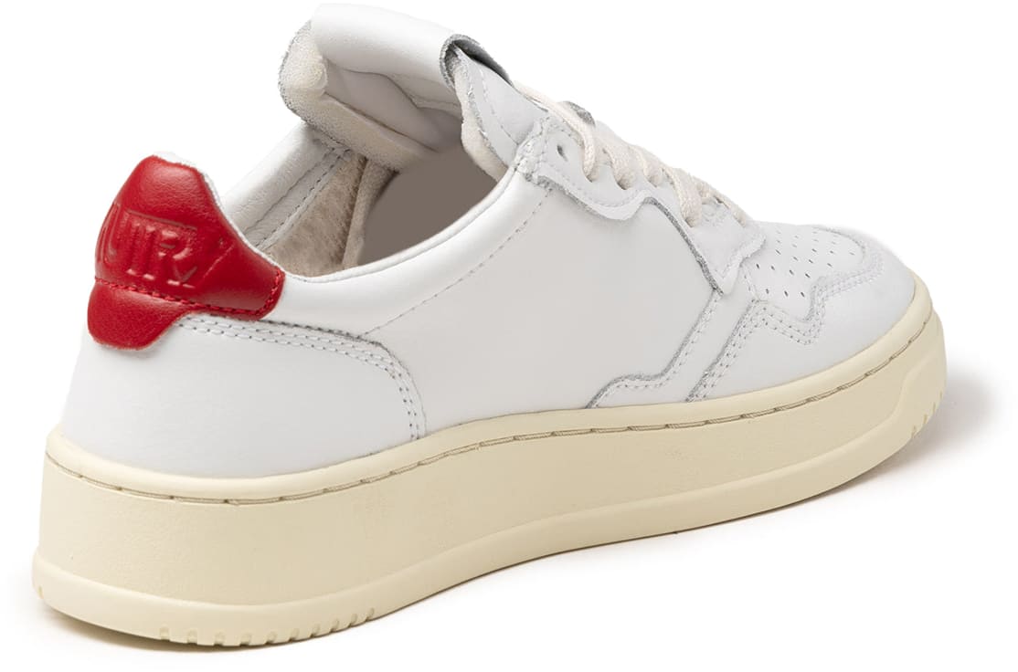 Autry Women's Medalist Low Leather