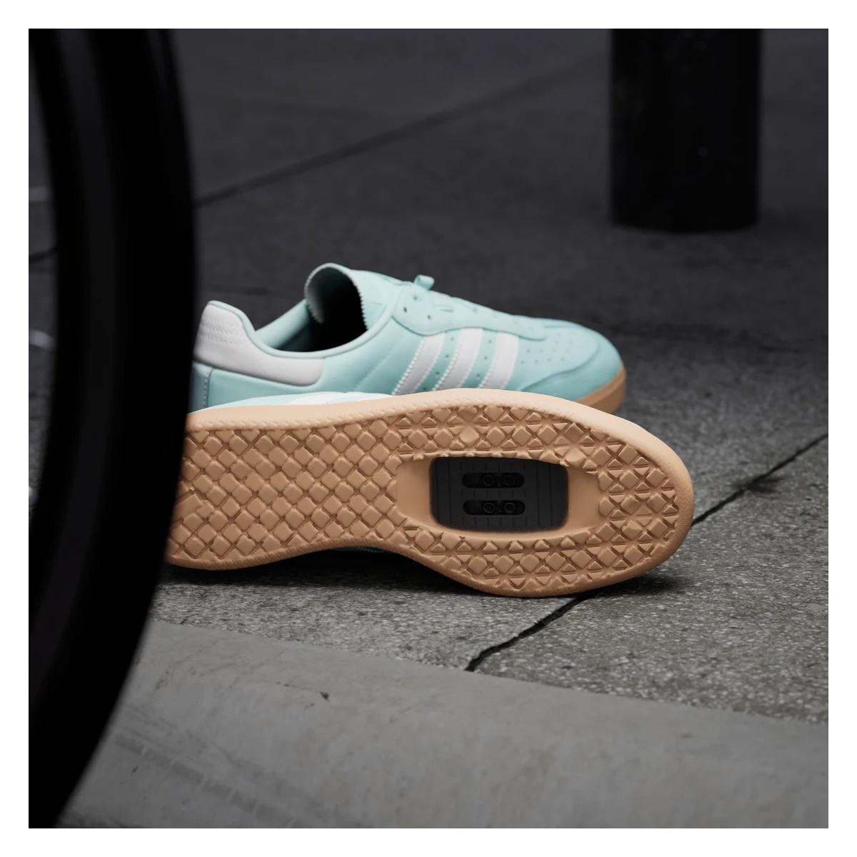 Adidas Velosamba "Semi Flash Aqua"