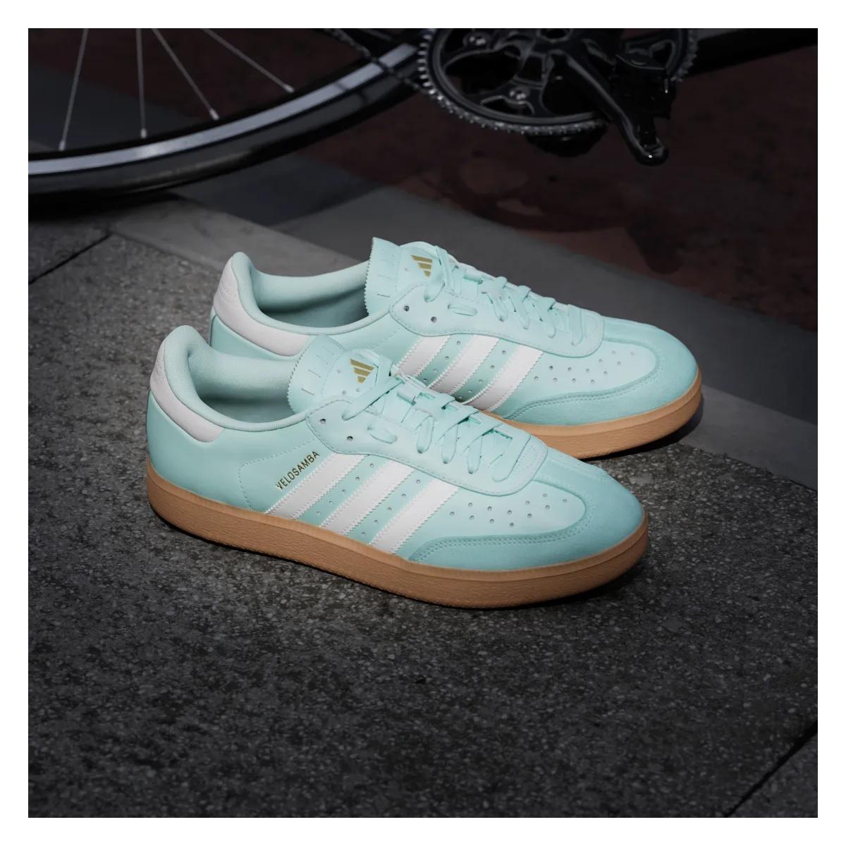 Adidas Velosamba "Semi Flash Aqua"