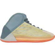 Adidas Yeezy Quantum "Hi-Res Coral"