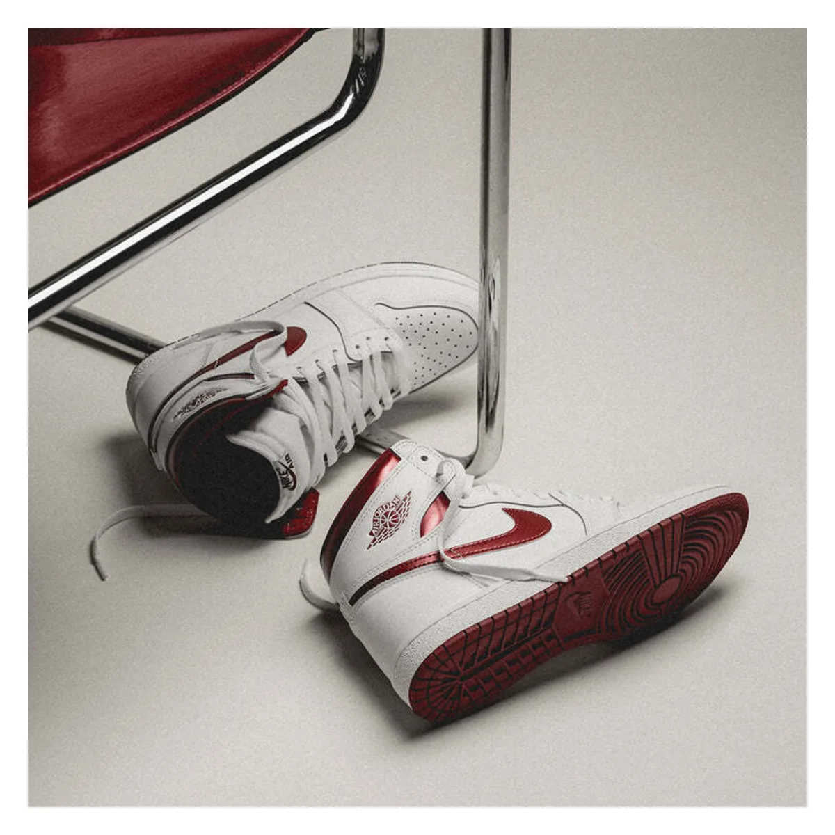 Air Jordan 1 Hi '85 "Metallic Burgundy"