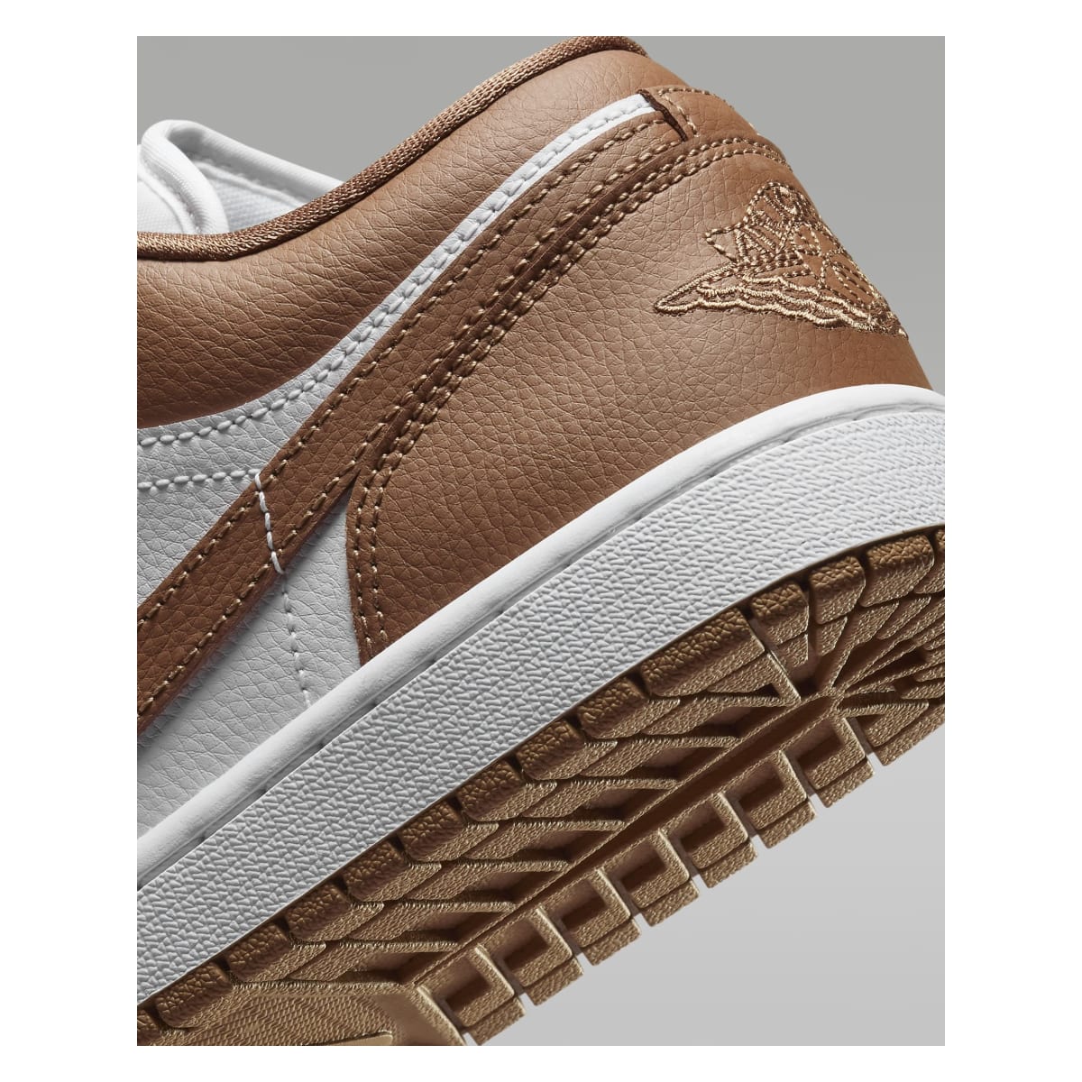 Air Jordan 1 Low Wmns "Archaeo Brown"