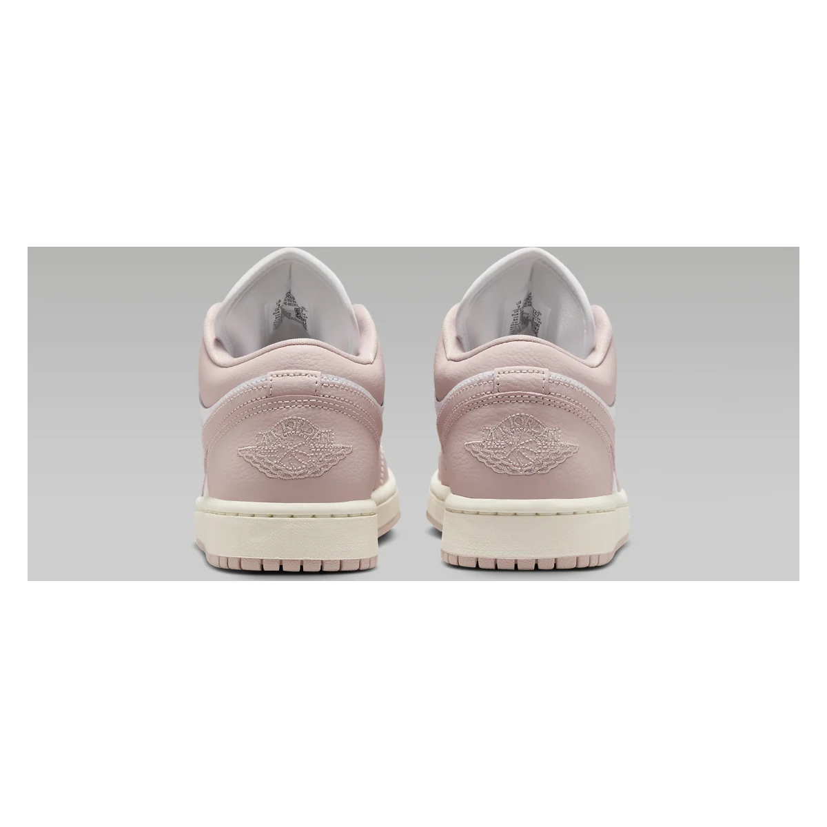 Air Jordan 1 Low Wmns "Pink Oxford"