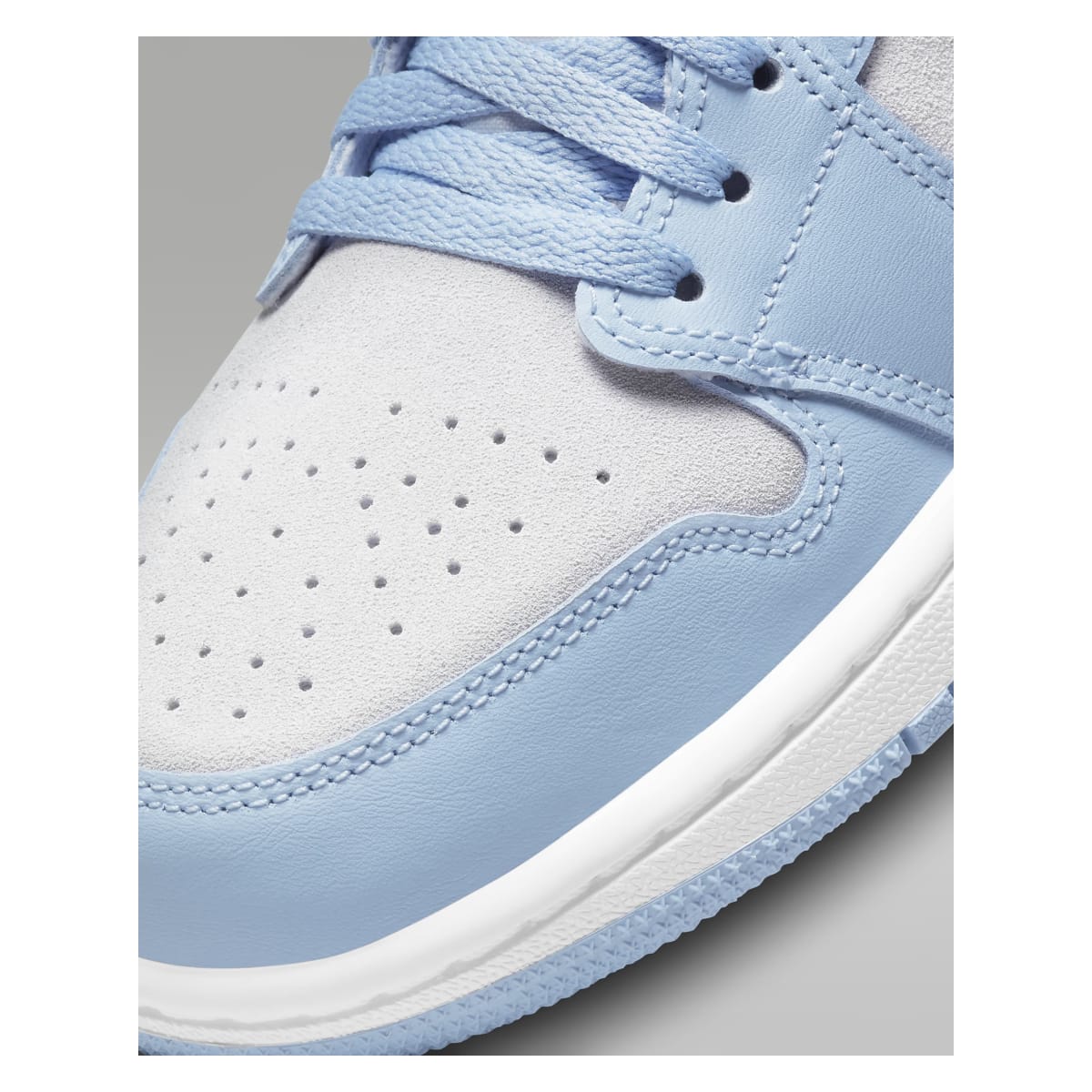 Air Jordan 1 Low Wmns "Aluminiun"