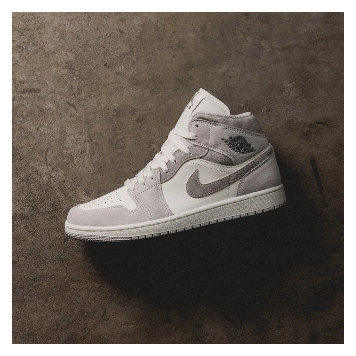 Air Jordan 1 Mid SE "Neutral Grey"