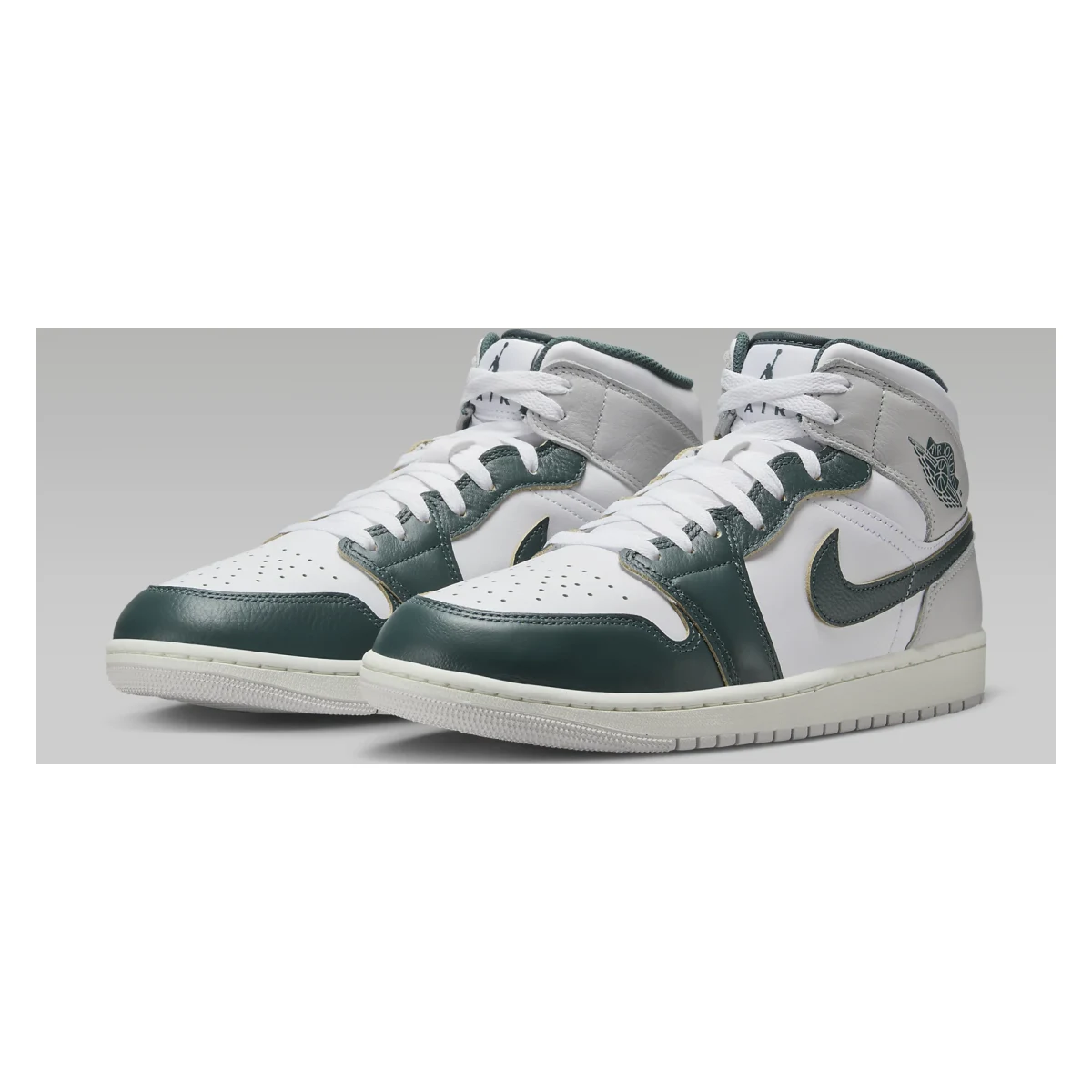 Air Jordan 1 Mid SE "Oxidized Green"