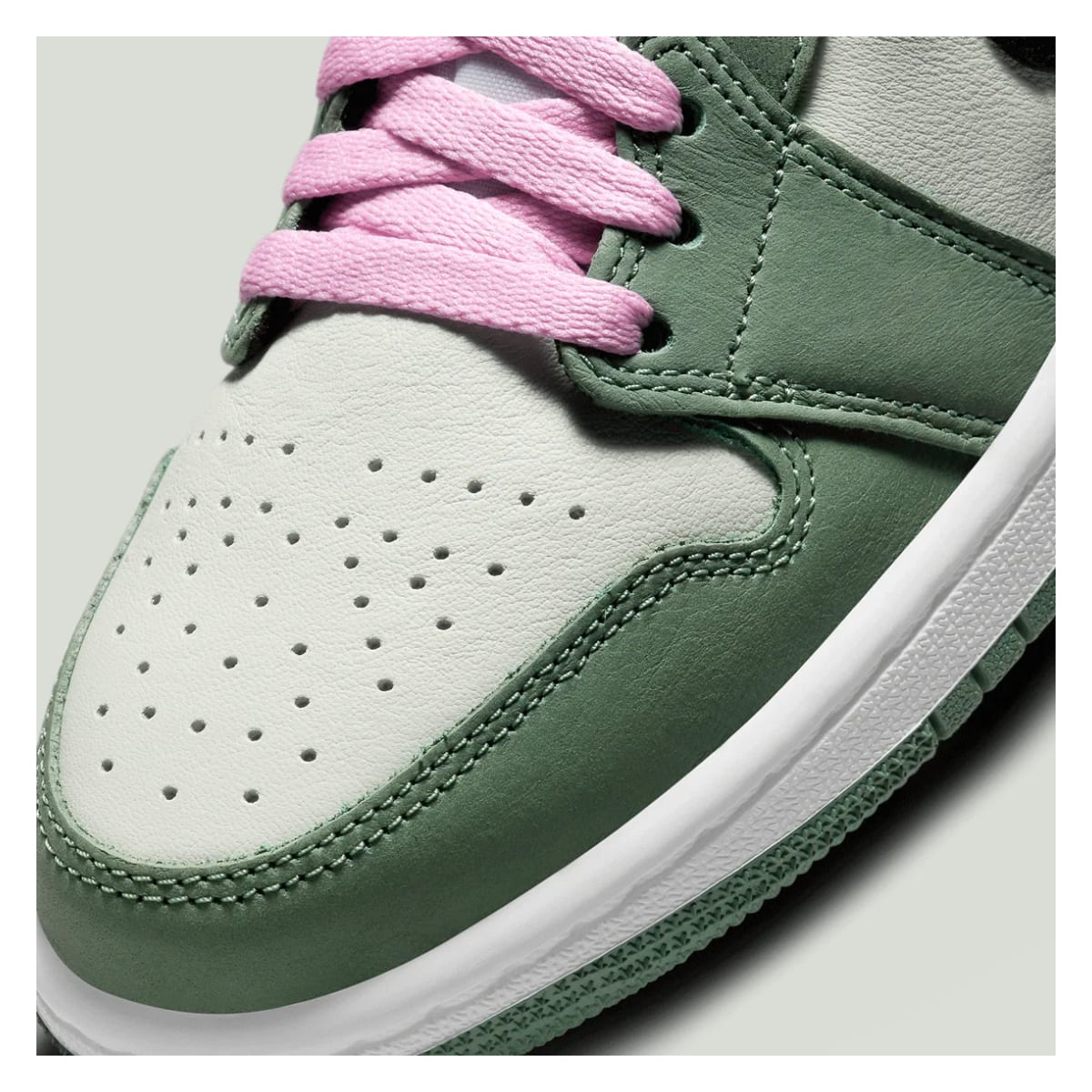 Air Jordan 1 Mid SE Wmns "Dutch Green"