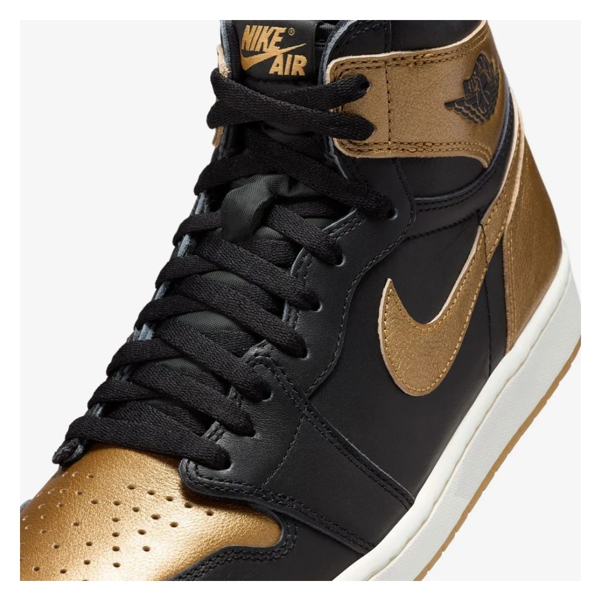 Air Jordan 1 Retro High OG "Metallic Gold"