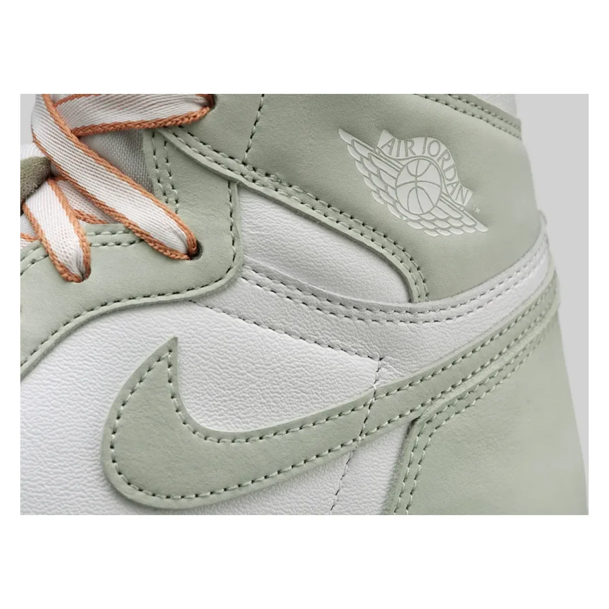 Air Jordan 1 Retro High OG Wmns "Seafoam"