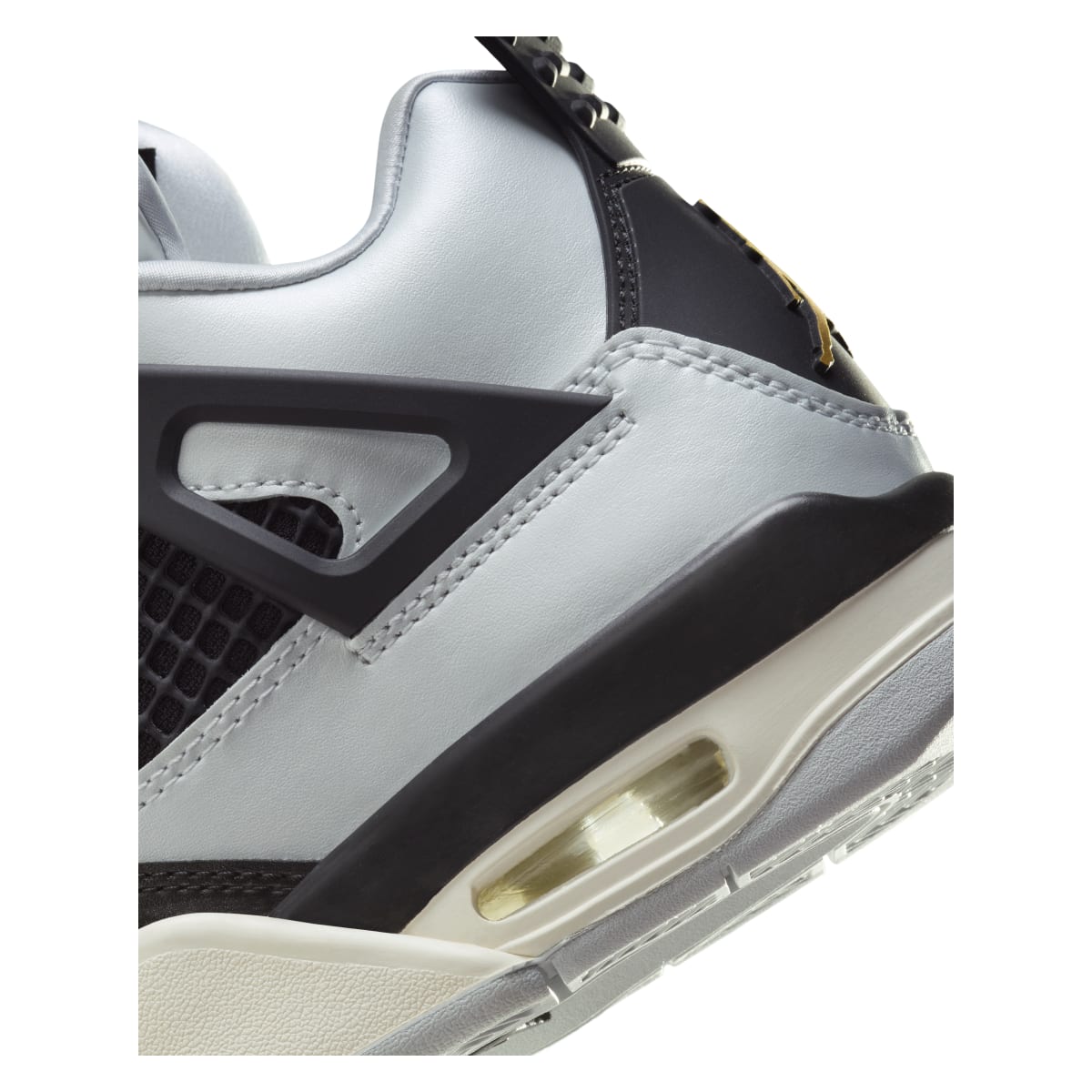 Air Jordan 4 Retro GS "Pure Platinum"