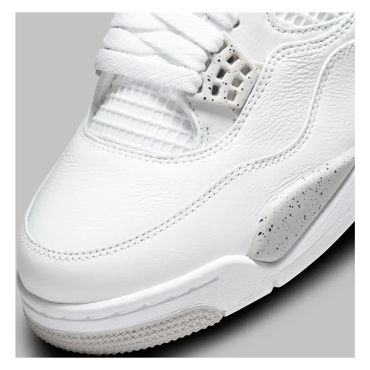 Air Jordan 4 Retro "White Oreo"