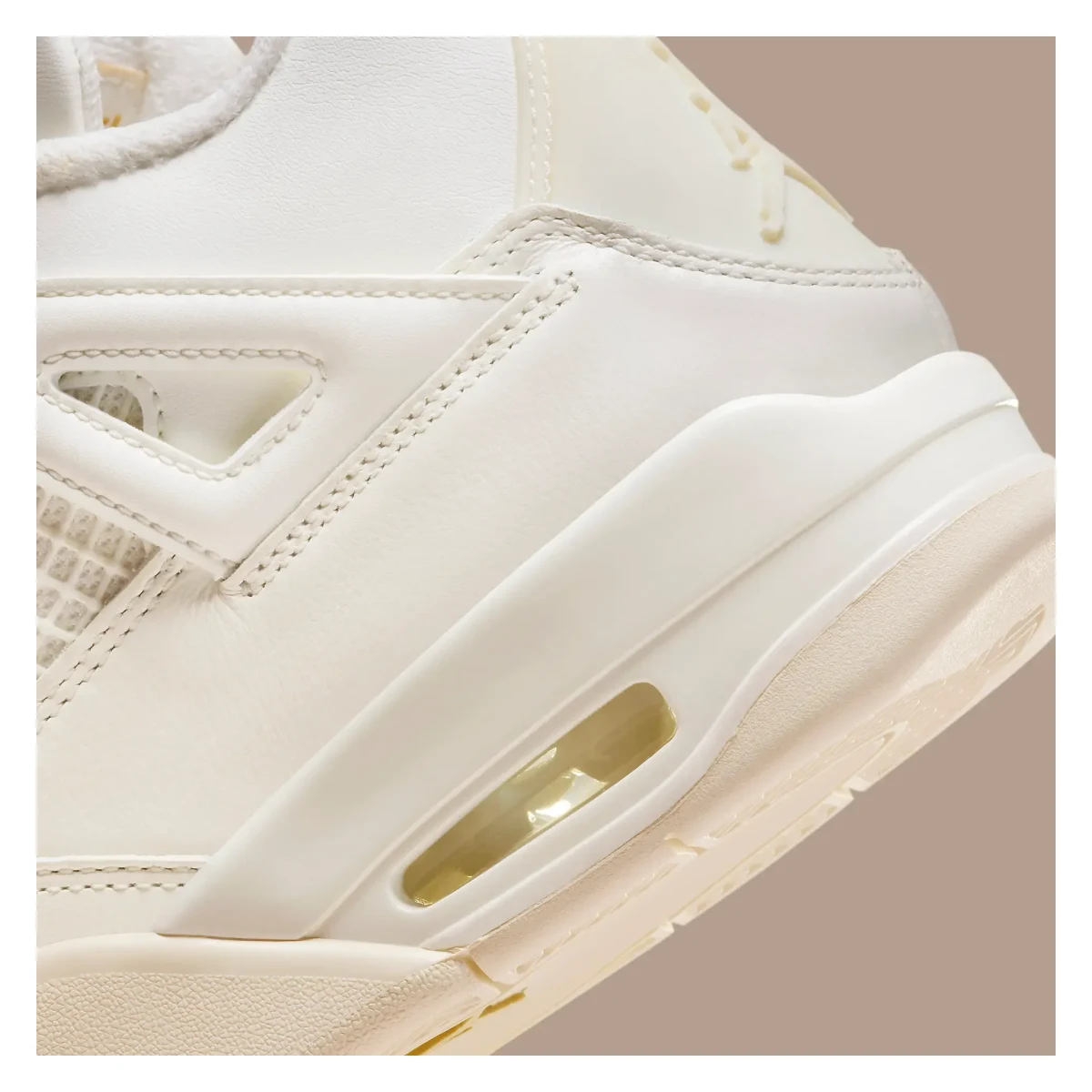 Air Jordan 4 Retro Wmns "White and Gold"