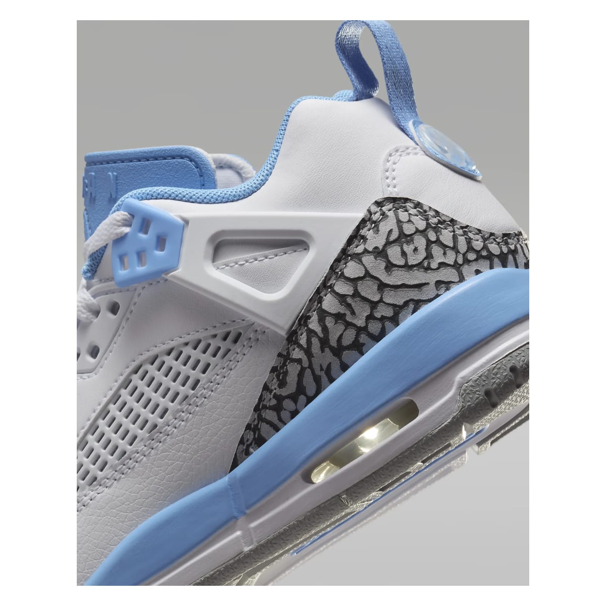 Air Jordan Spizike Low GS "University Blue"