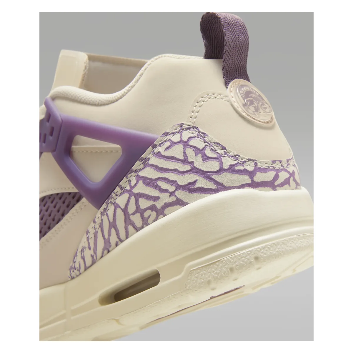 Air Jordan Spizike Low GS "Violet Dust"