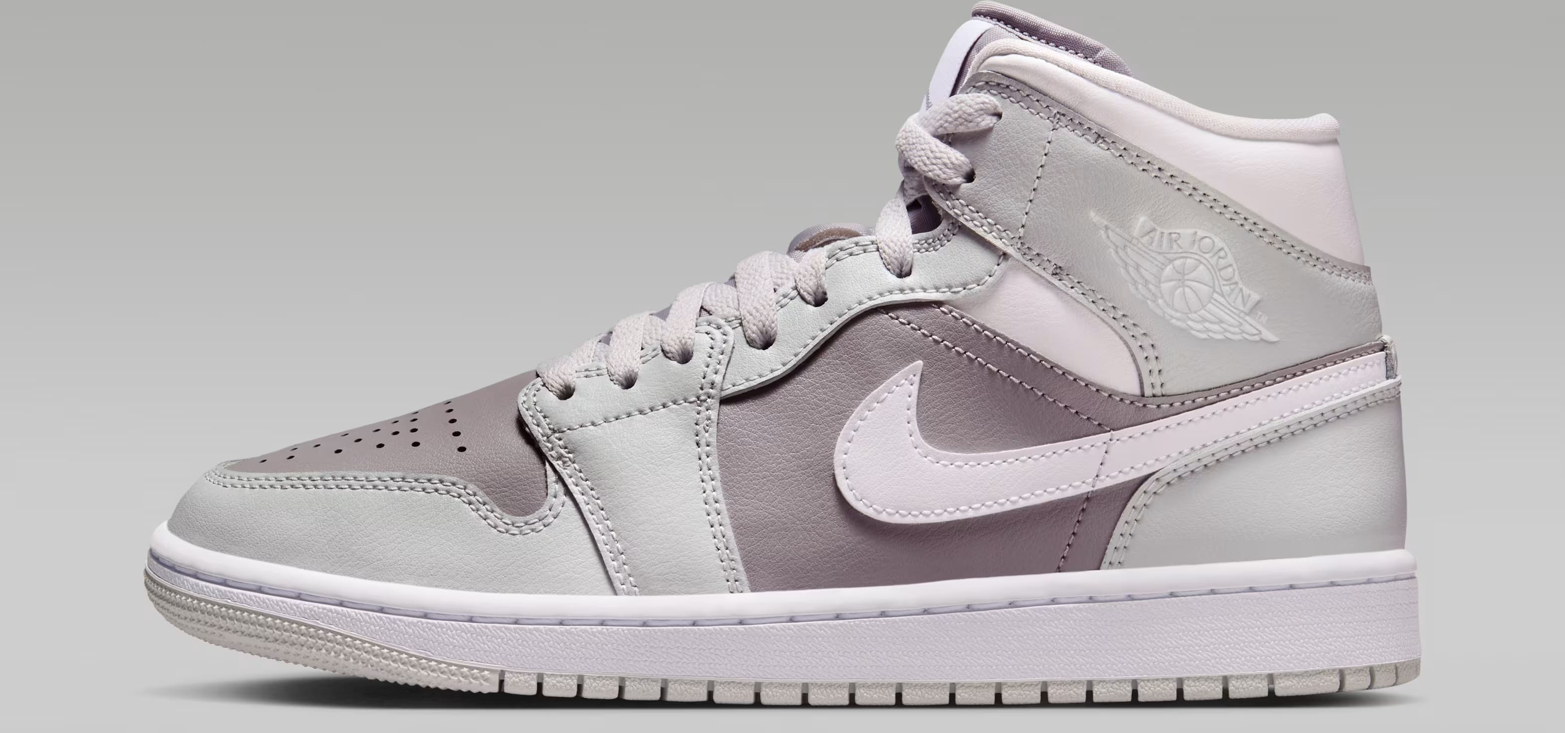 Air Jordan 1 Mid Wmns "Atmosphere Grey"