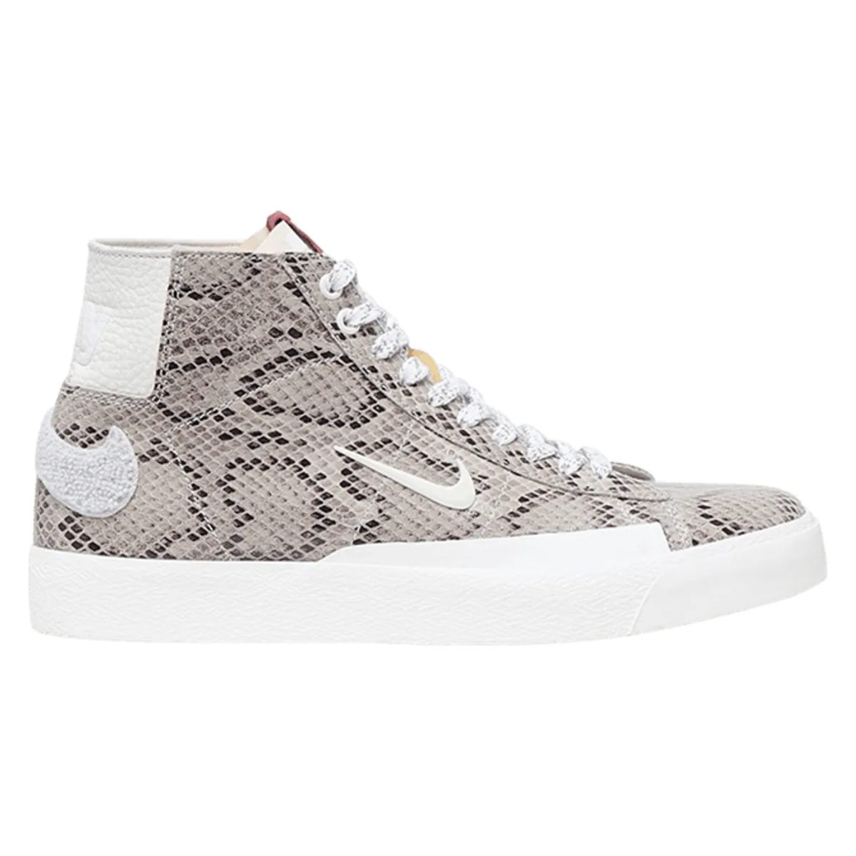 Soulland x Nike Blazer Mid SB "FRI.day 03"