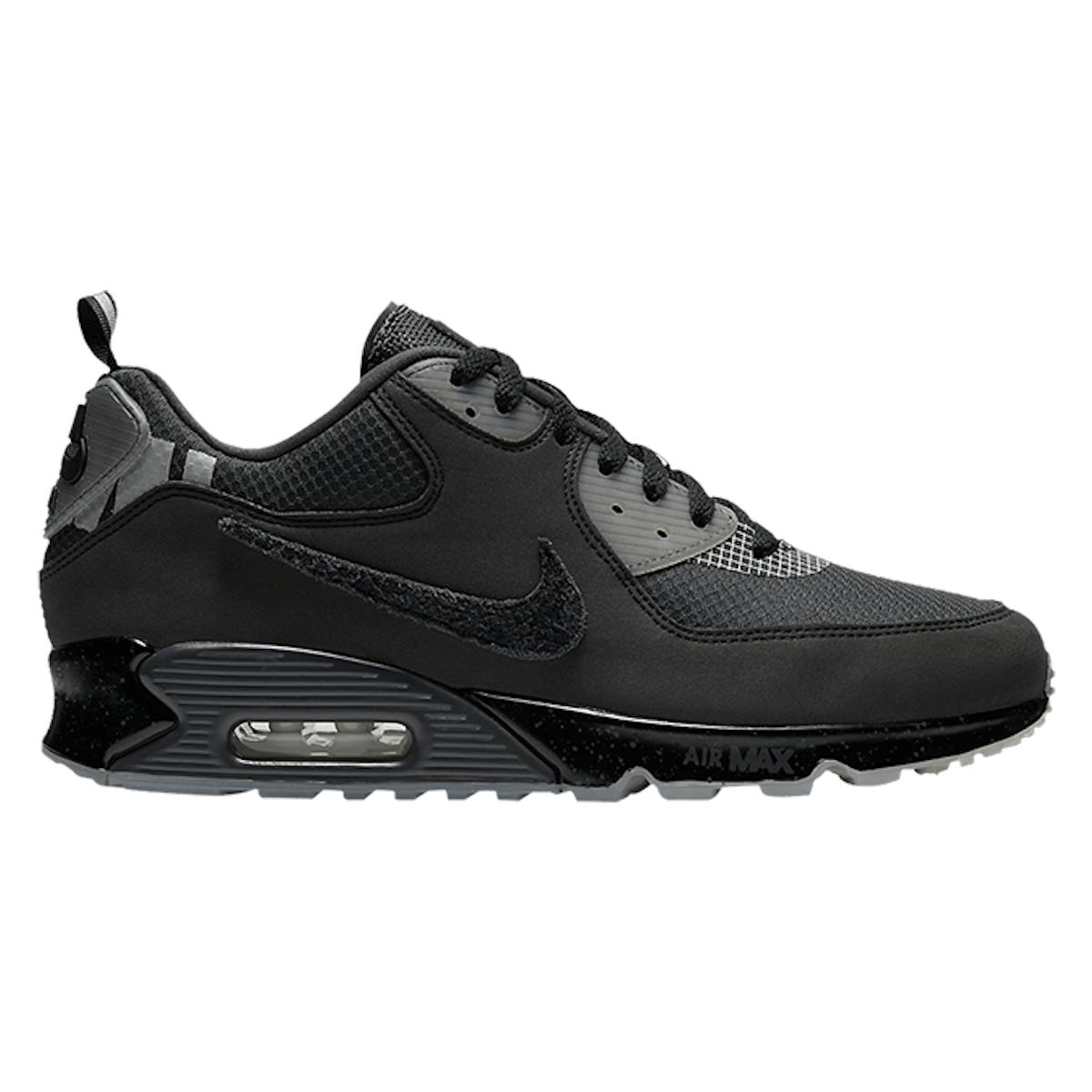 UNDEFEATED x Nike Air Max 90 "Anthracite"